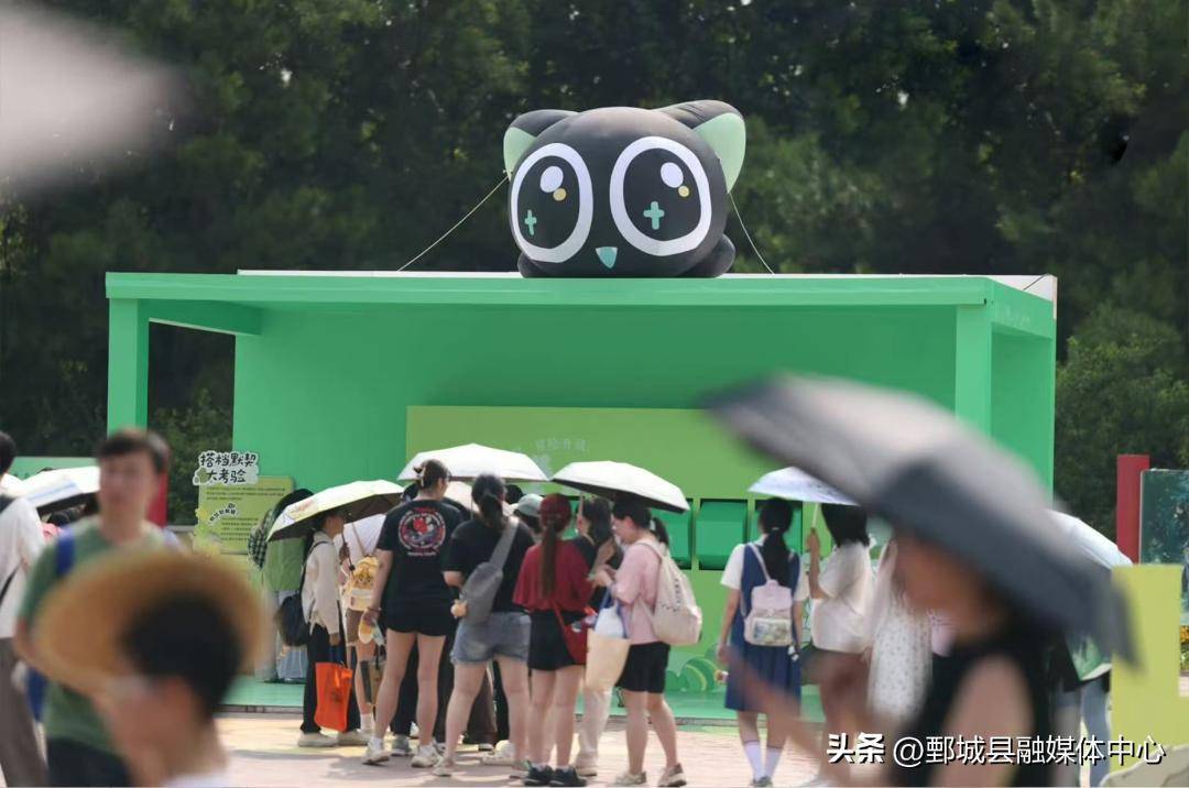 看完电影买周边！千亿级市场的“破圈”逻辑