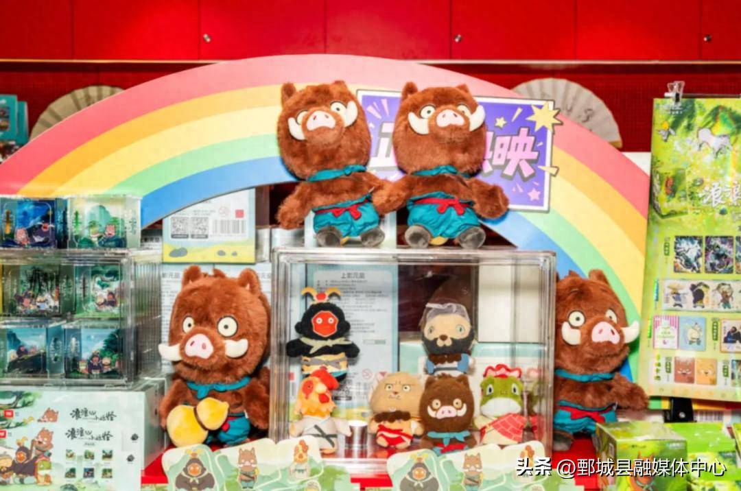 看完电影买周边！千亿级市场的“破圈”逻辑